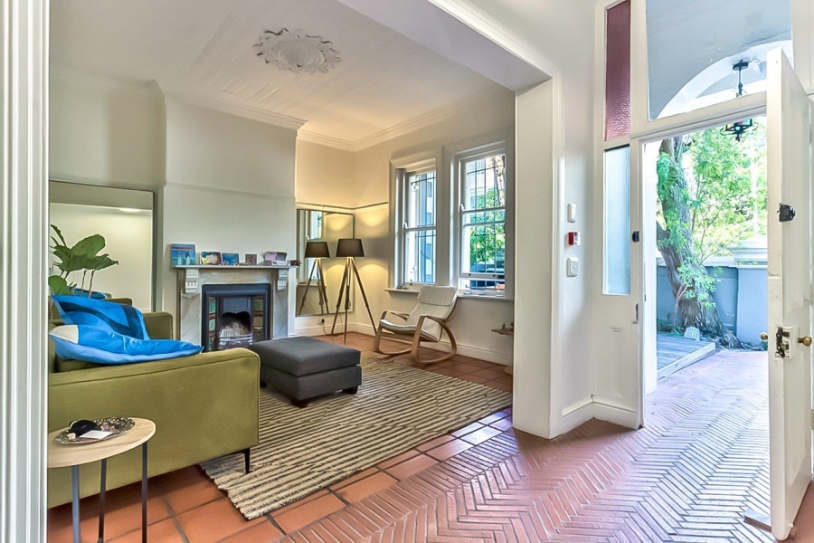 3 Bedroom Property for Sale in Gardens Western Cape